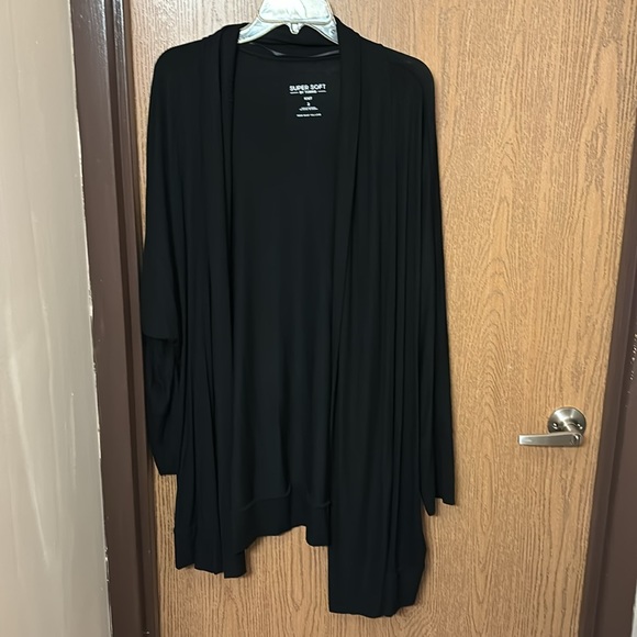 Super Soft Cardigan Dolman Sleeve - Picture 4 of 6